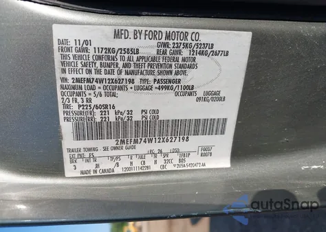 2002 Mercury Grand Marquis Gs из США, поврежденный, VIN 2MEFM74W12X627198